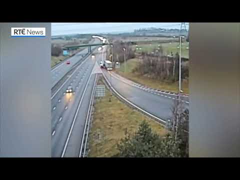 Он просто не там повернул!