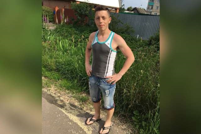 Мужчина из Москвы избил врача скорой помощи за то, что тот был в защитном костюме