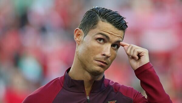 Криштиану Роналду не отдаст свои отели для больных коронавирусом