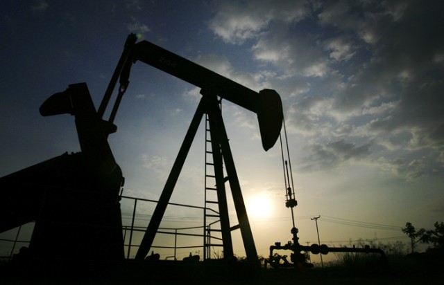 Российская нефть подешевела до $13 за баррель