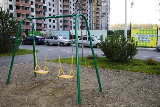 Жителям Хакасии в режиме самоизоляции разрешили гулять с детьми