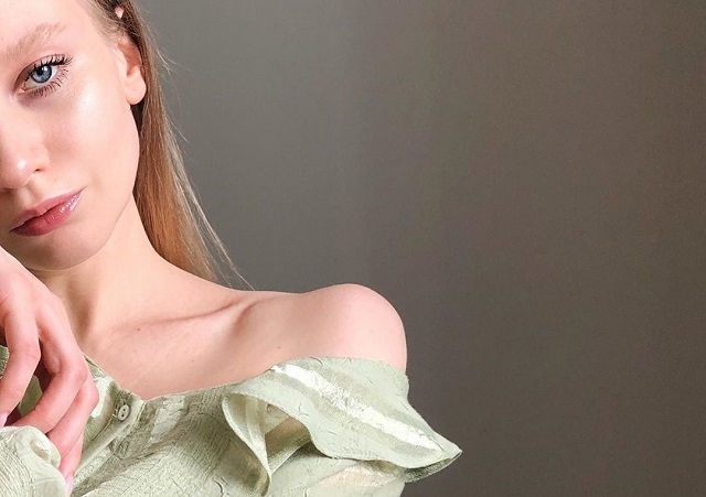 Instagram-модель из Украины Анна Лысенко похвасталась фото в белье, но народ оценил не ее, а вид за окном