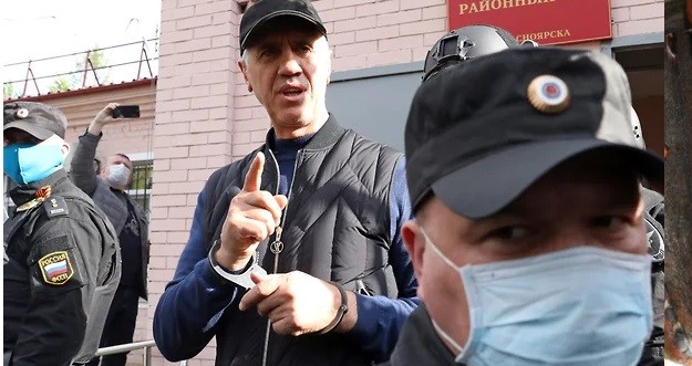 С банковского счета арестованного бизнесмена Быкова похитили свыше 1 млн рублей
