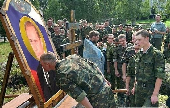 "Национальный комитет+60" считает, что тело Путина после смерти следует передать РПЦ для сакрализации