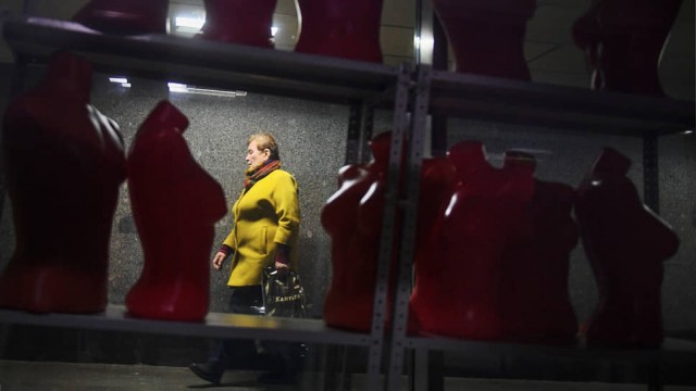 Все как обычно. Россиян предупредили о росте цен на одежду и обувь.