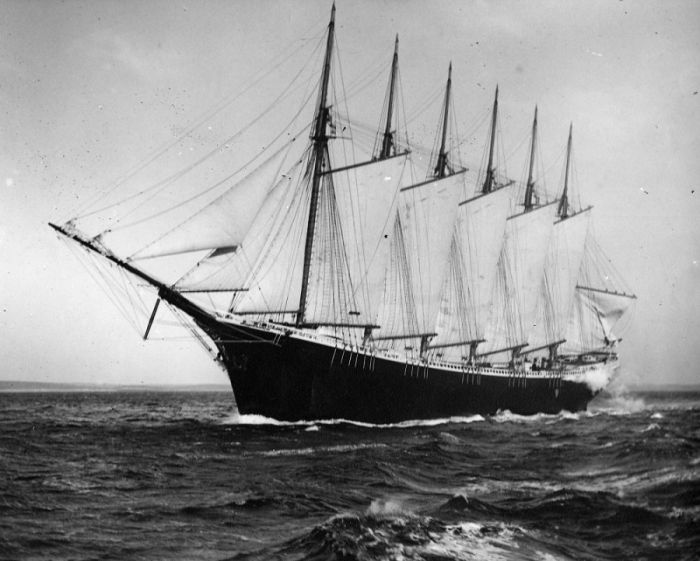 Самое большое деревянное судно в мире