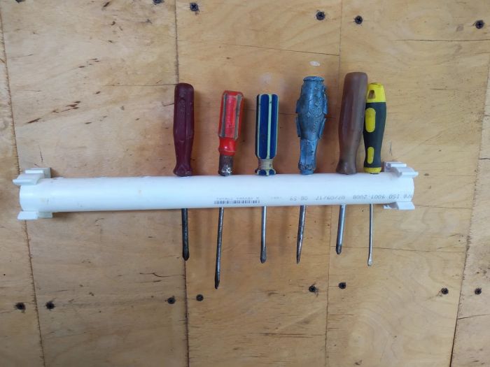 Настенный органайзер для отвёрток из полипропиленовой трубы