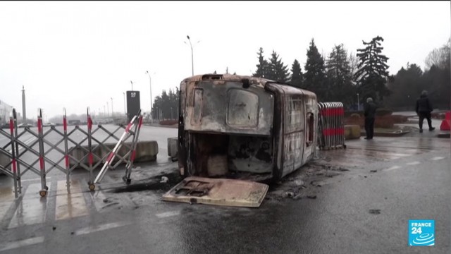 В Казахстан вернулось "зловещее спокойствие"