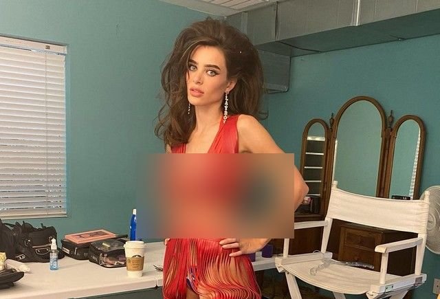 Самая популярная актриса фильмов для взрослых Lana Rhoades