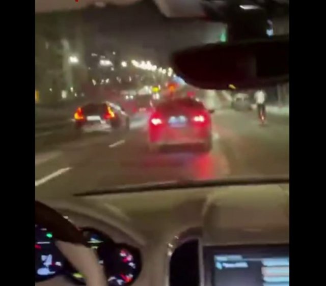В Киеве блогеры на Porshe сбили человека и сняли это на видео