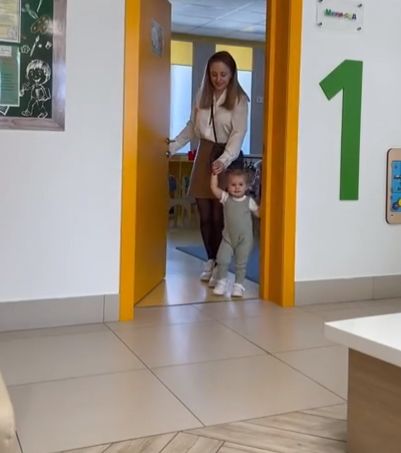 Вернулась после первого дня в детском саду