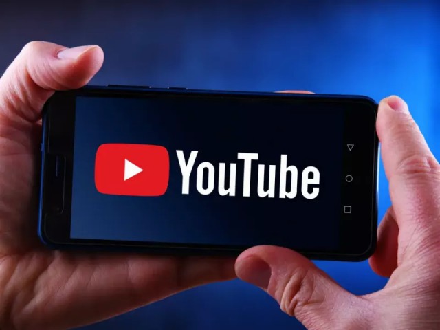 Более 70% россиян поддерживают блокировку YouTube Роскомнадзором