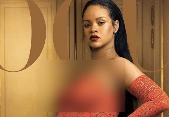 Рианна снялась на последних сроках беременности для Vogue