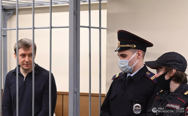 Суд приговорил экс-полковника МВД Захарченко к 16 годам колонии