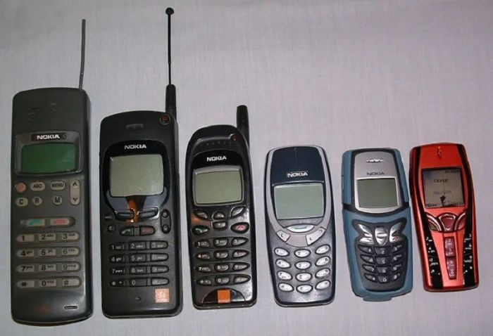 Гинеколог достал из девушки сразу три телефона Nokia