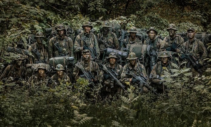 Финны смазывают пулемёты