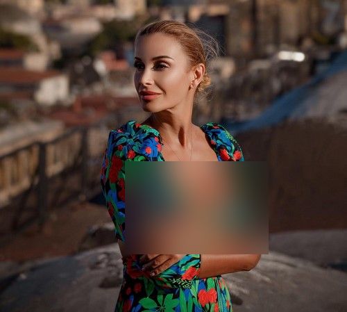 Экс-солистка группы "Блестящие" Ольга Орлова отметила 45-летие: горячие фото