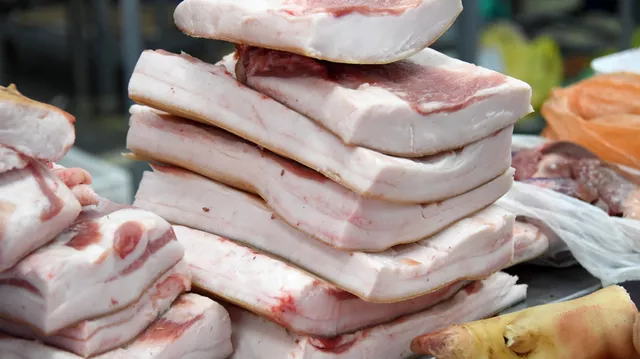 Житейские истории: две сестры и сало