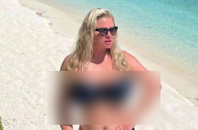 "Да, я не худышка, а женщина с формами": Анна Семенович показала свою откровенную фигуру