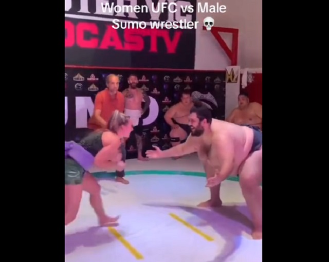Девушка-боец из UFC против борца сумо