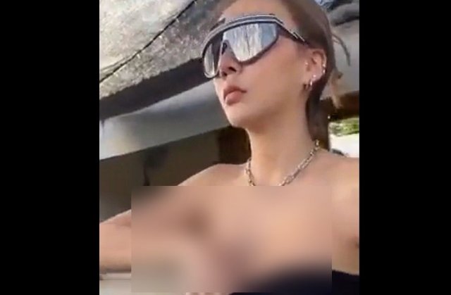 Девушка по назначению использует то, чем ее наградила мать природа