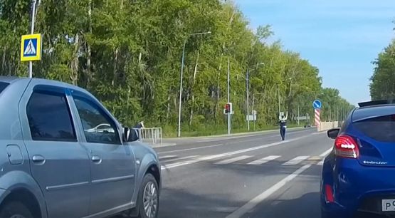 Живой регулировщик! Паника! Паника! Что делать-то?!