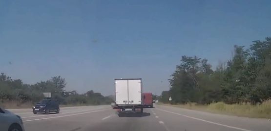 А учитель увидел что сотворил и тапок в пол