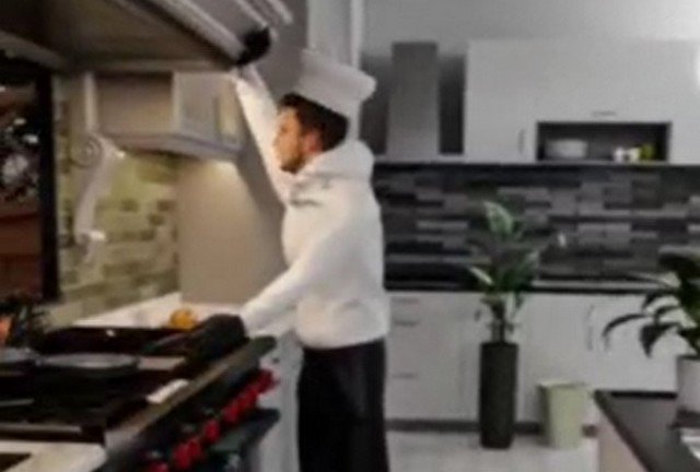 Неожиданное применение машины дома