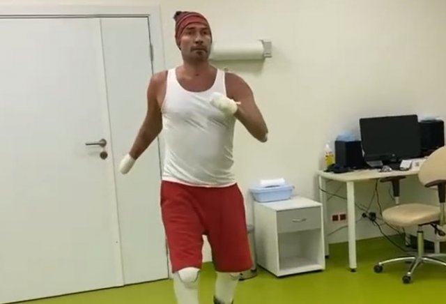 Железный человек! Роман Костомаров впервые показал себя без рук и ног
