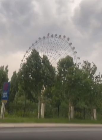 А вы бы прокатились?