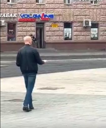Возьмите листовку пожалуйста