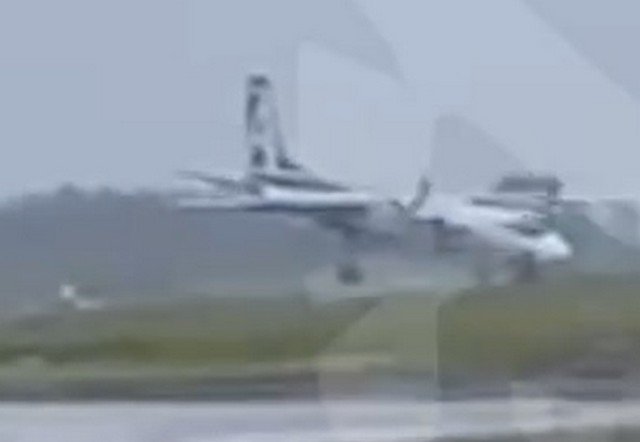 Жесткая посадка Ан-24, выполняющего рейс из Хабаровска в Ноглики