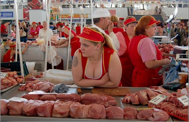 Рестораторы пожаловались на значительный рост цен на курицу и свинину