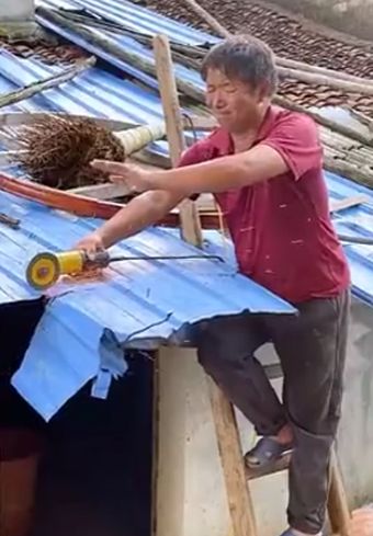 Полезная насадка на шуруповерт для резки металла