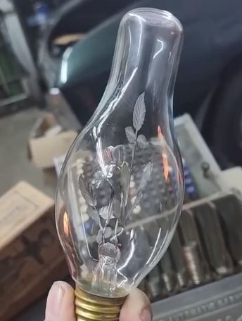 Красивые оригинальные лампочки
