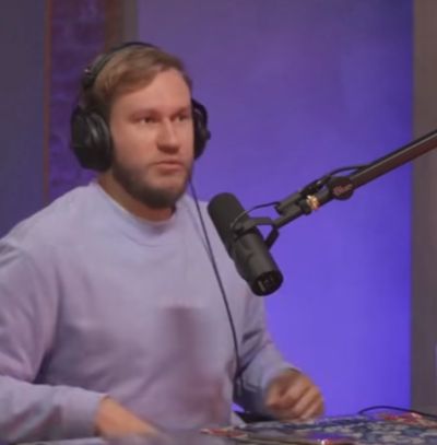Не все герои носят плащи)