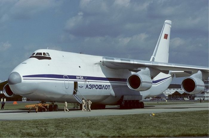 Как Ан-124 упал на дома