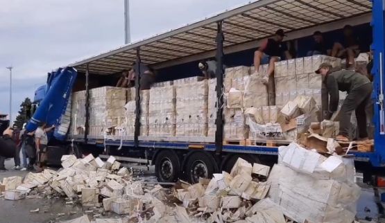 Французы-виноделы бунтуют против импорта
