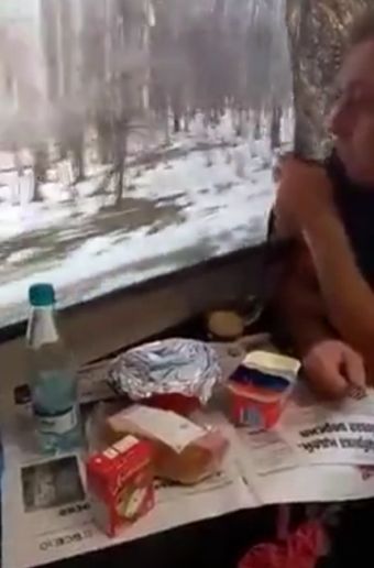 Хотелось бы сесть на поезд и отправиться в Владивосток