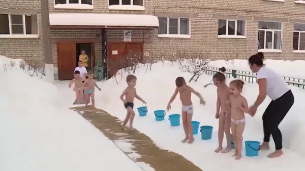 На улице: -15°C. Детский сад №118, Рязань.