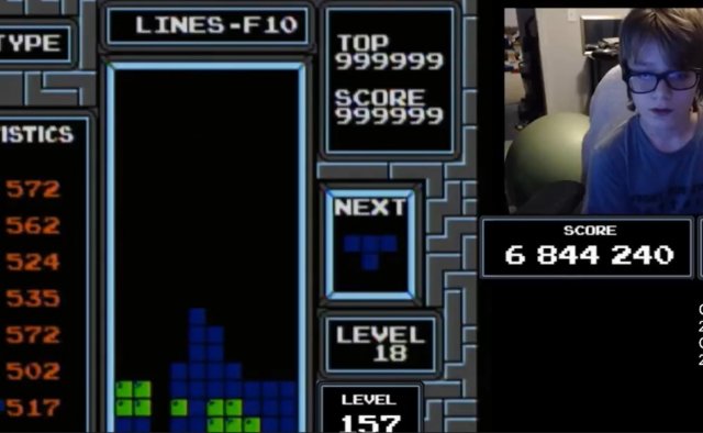13-летний парень «прошел» Tetris - это случилось впервые за 34 года после создания игры