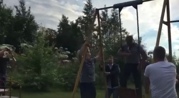 Слабоумие и отвага⁠⁠