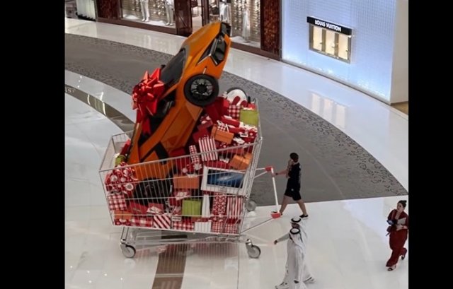 Как затариваются в магазинах в Дубае
