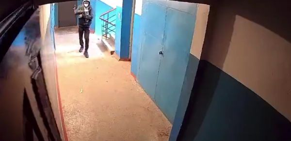 Поджечь квартиру «коктейлем Молотова» прямо с женщиной внутри почти удалось пироману из Ставрополя