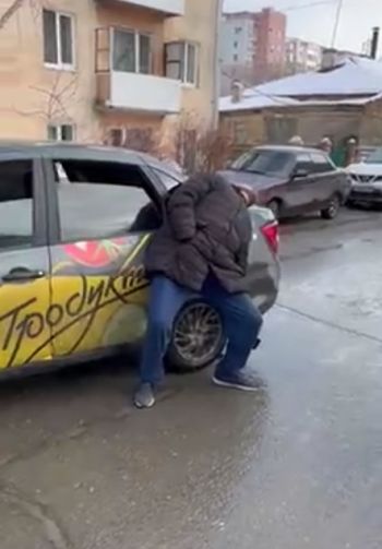 Похоже, попались продукты низкого качества