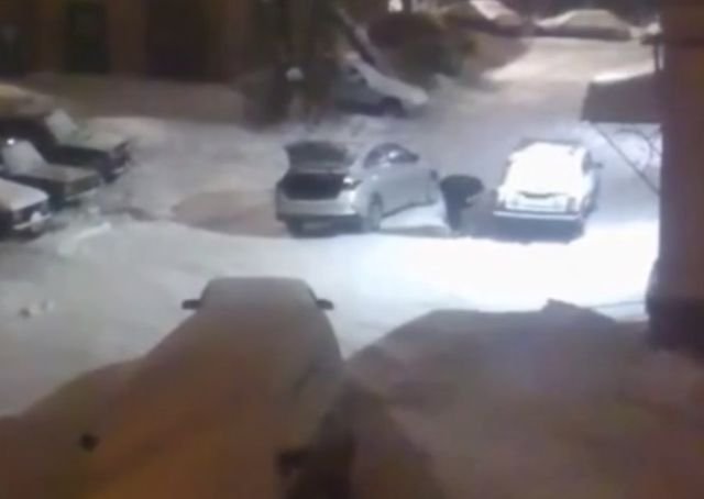 Слил бензин и поплатился