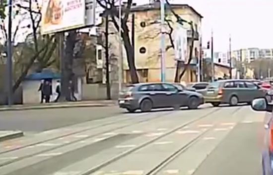 Вот почему нужно пристегиваться⁠⁠