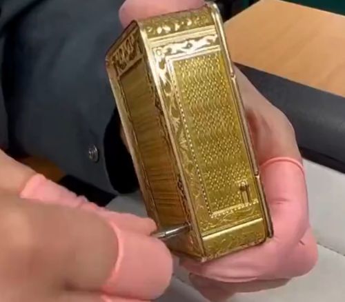 Шкатулка 19 века, изготовленная в Швейцарии компанией Frres Rochat⁠⁠