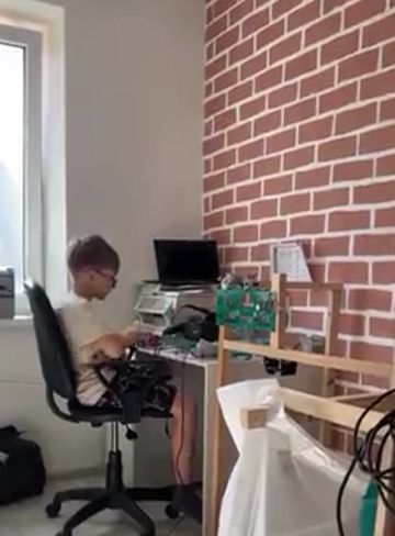 Юный технический беспорядок