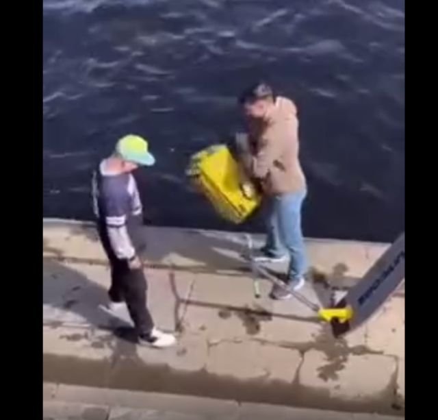 Курьер, который доставит заказ куда угодно